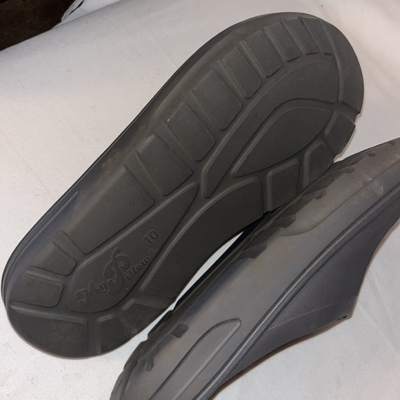 My Pillow Women’s Sandals size 10 - Picture 6 of 7